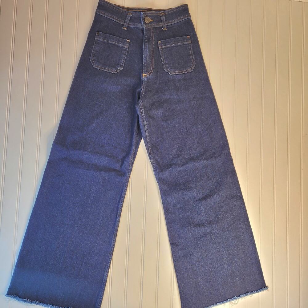 Zara ultra high rise dark wash wide leg fray hem denim size 4